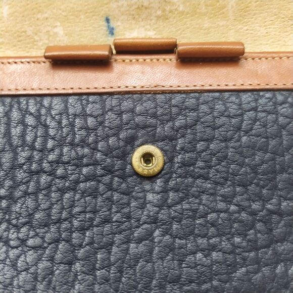 Dooney & Bourke Black Leather Kisslock Pocket Trifold Wallet - VTG Made in USA - Picture 15 of 16